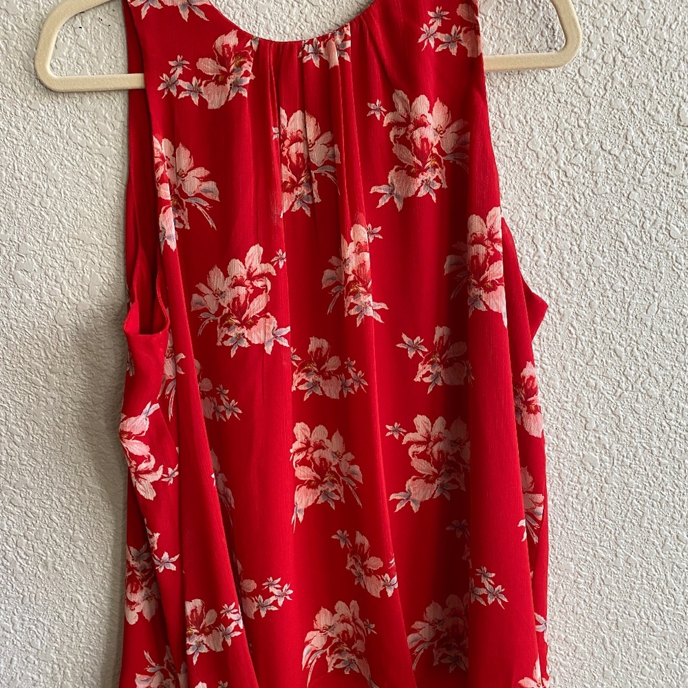 NWOT, Vince Camuto, Floral Blouse, SIZE XL (16/18)